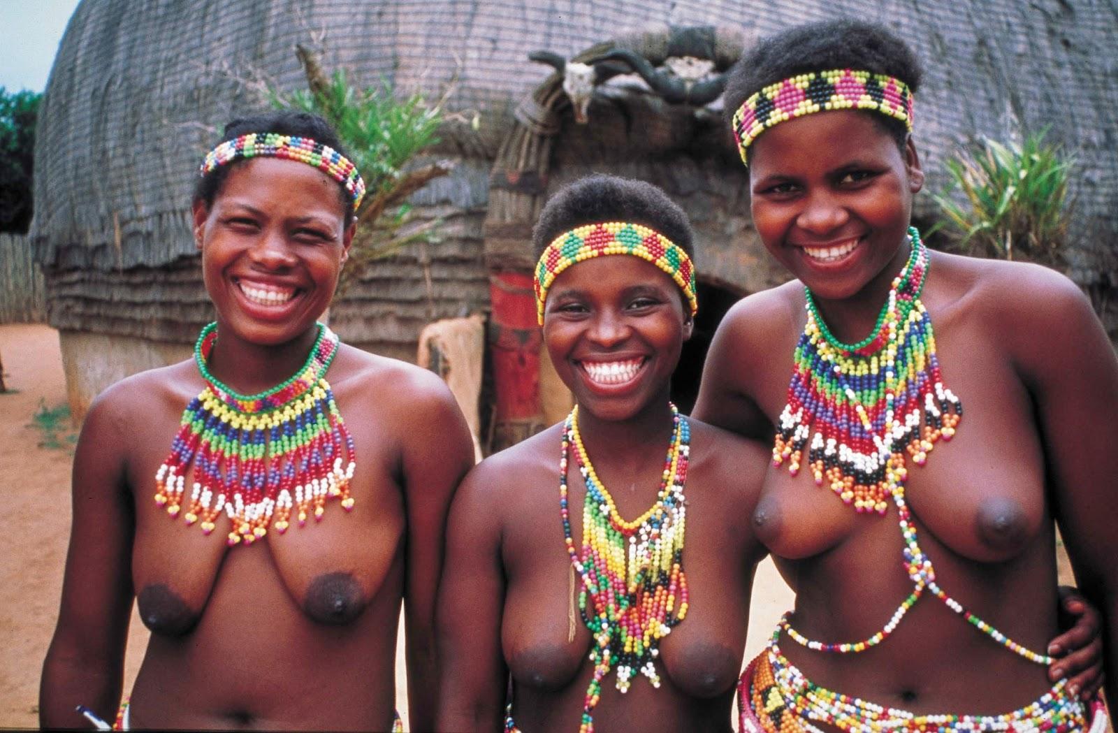 Голые и выебанные зрелые африканки