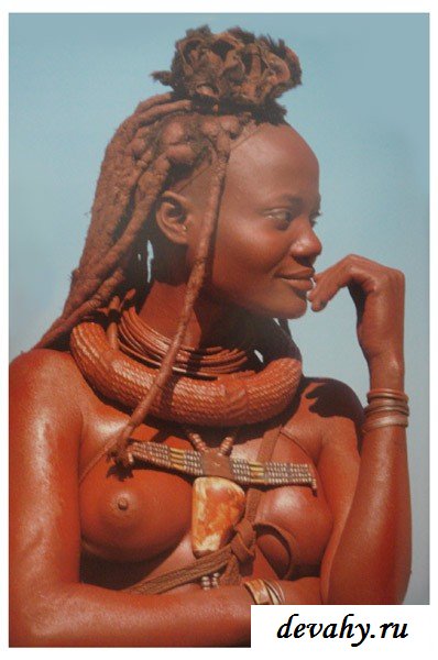 Тёмнокожие сучки из африканского обнажённого племени